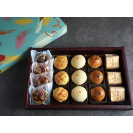 夏卡爾專業烘焙烏豆沙蛋黃酥禮盒